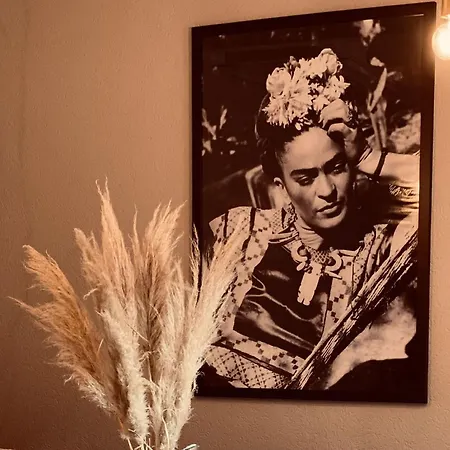 Lägenhet Heart Frida I Kahlo *