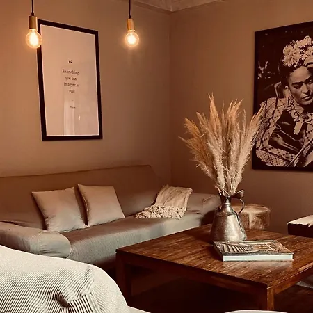 Heart Frida I Kahlo *